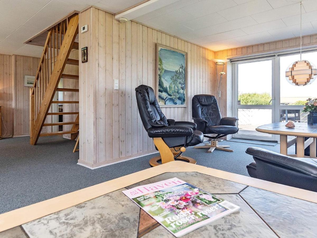 10 Person Holiday Home In Vinderup エクステリア 写真