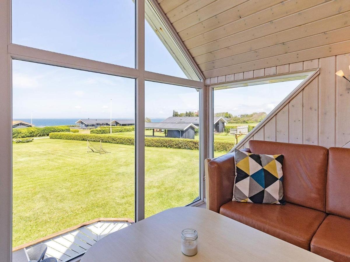 10 Person Holiday Home In Vinderup エクステリア 写真